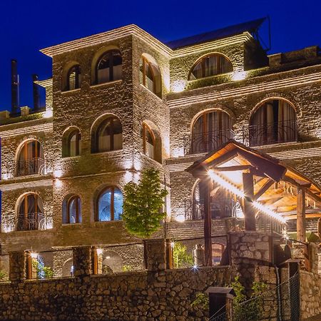Hotel Restaurant Emblema Petrele Ngoại thất bức ảnh